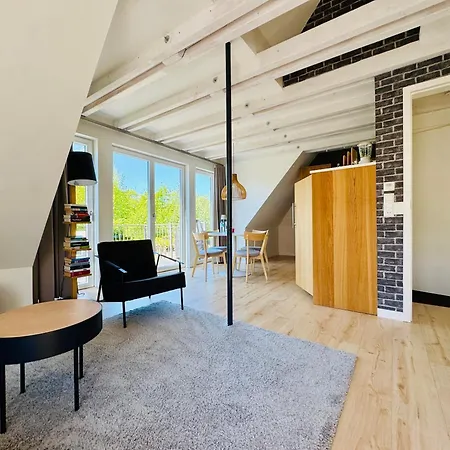 Kajuetesieben 아파트 *